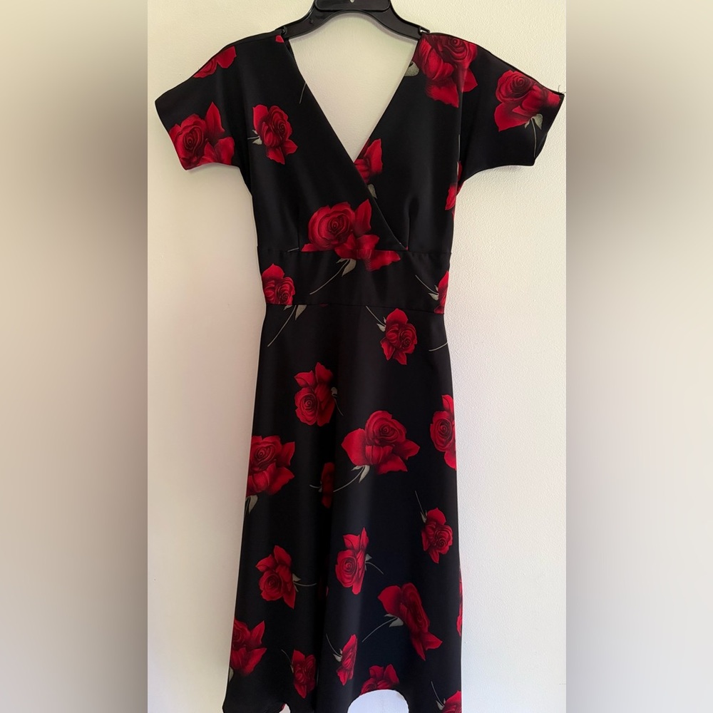 Stop Staring Black and White Flutter Sleeve Midi Dress * Has Been Tailored